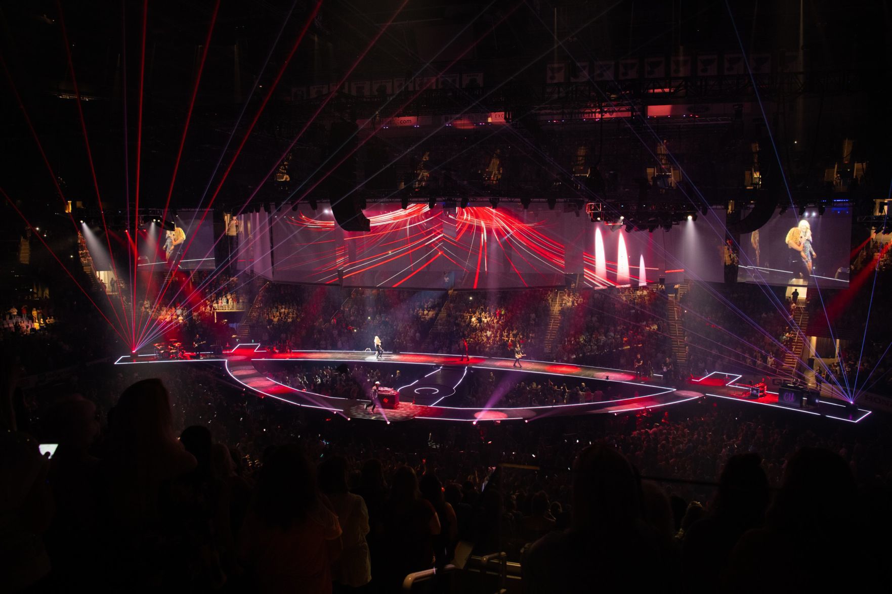 Carrie Underwood at Enterprise Center